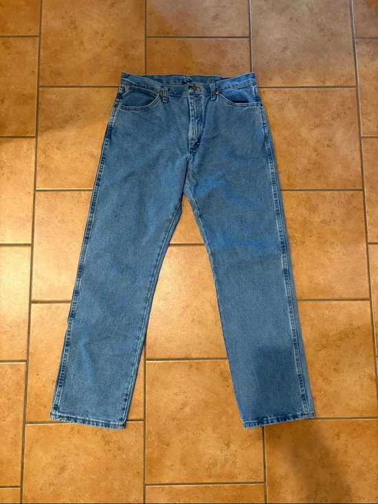 Wrangler Other - Wrangler Men's Light Blue Straight-Leg Jeans